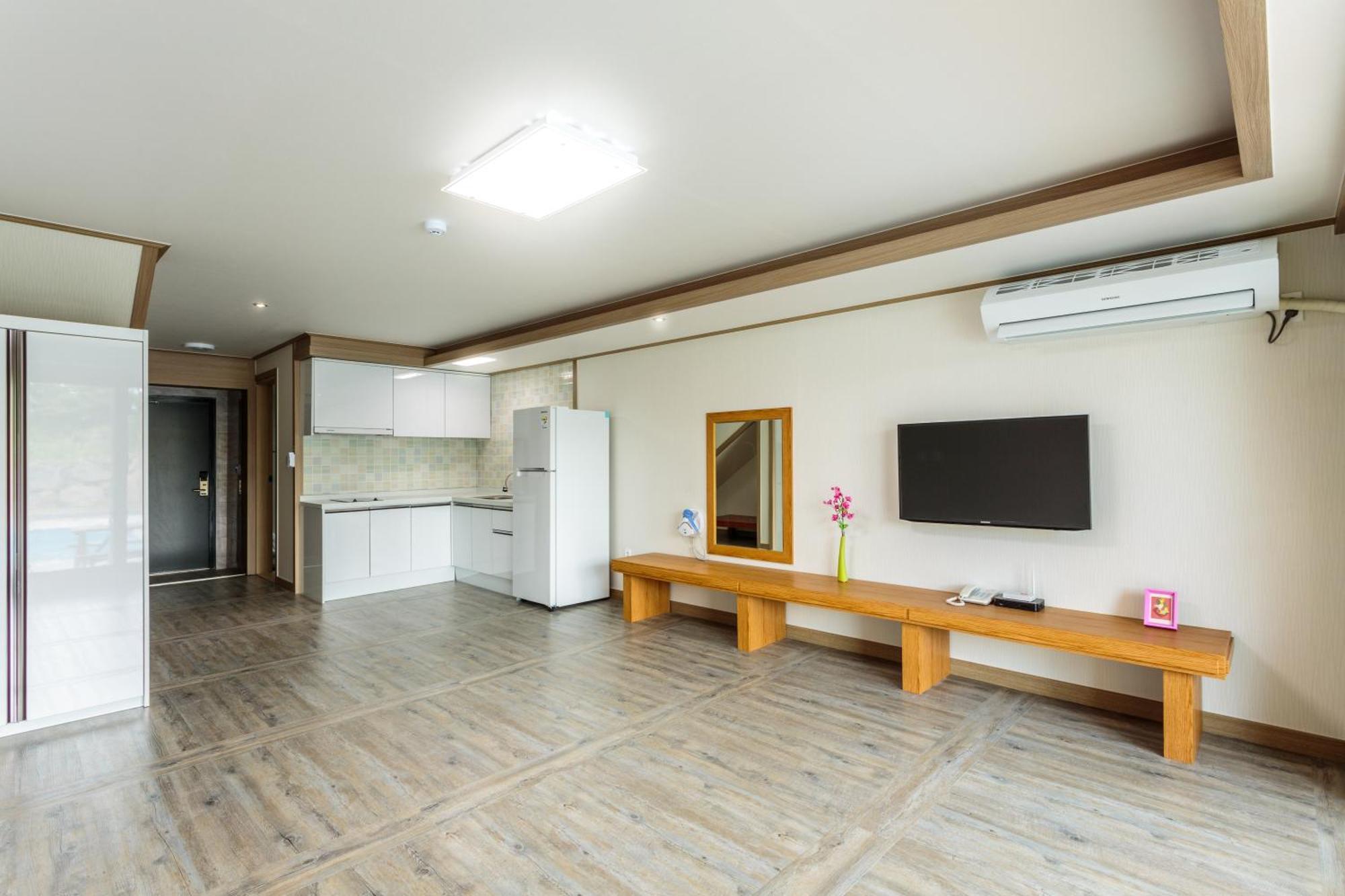 Suandsu Resort Jeju Værelse billede